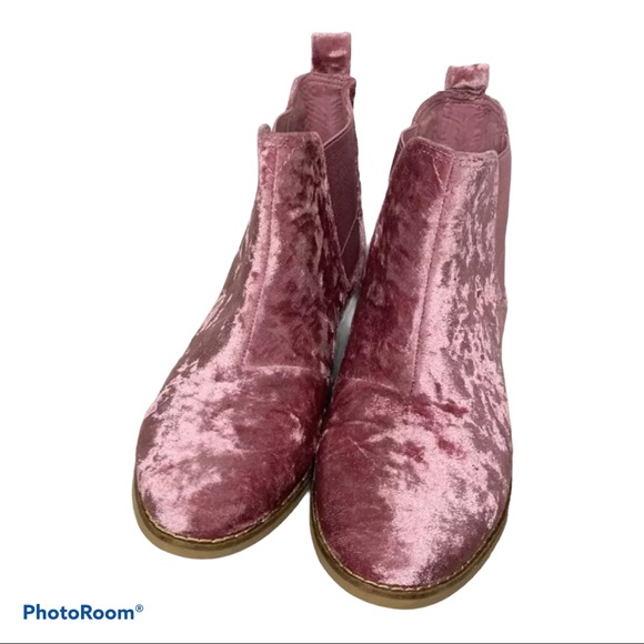 Toms Pink Velvet Ankle Boots - Picture 1 of 7